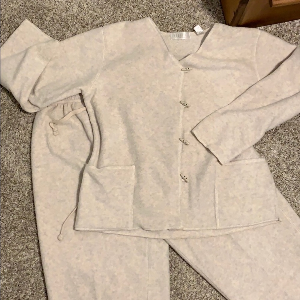 2 piece crop pants and matching jacket